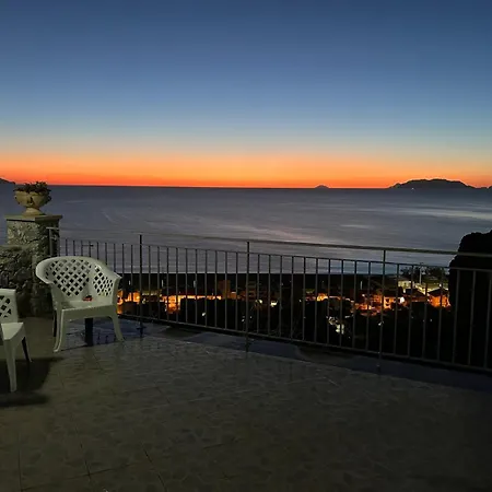 Holiday home Casa Talia *